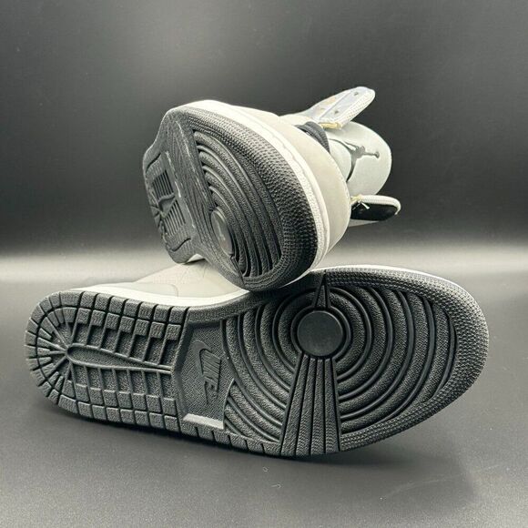 Air Jordan 1 Flight 3 Retro Wolf Grey (2014) - Picture 7 of 9